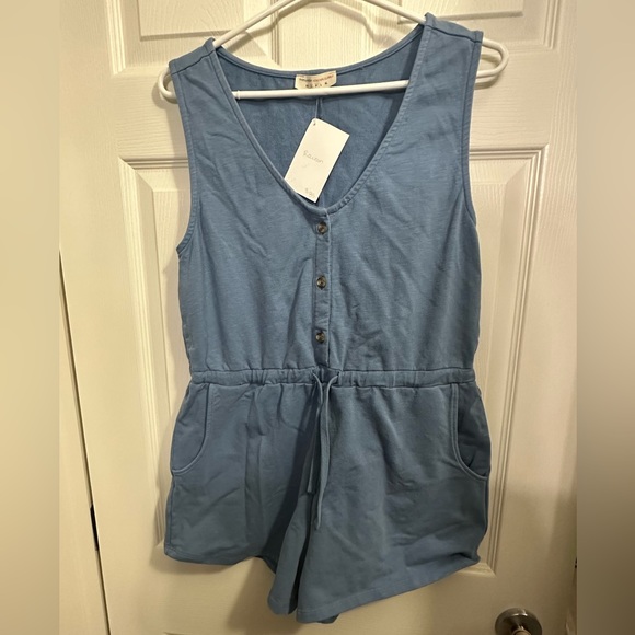 Romper - BNWT - Size Small - Picture 1 of 7